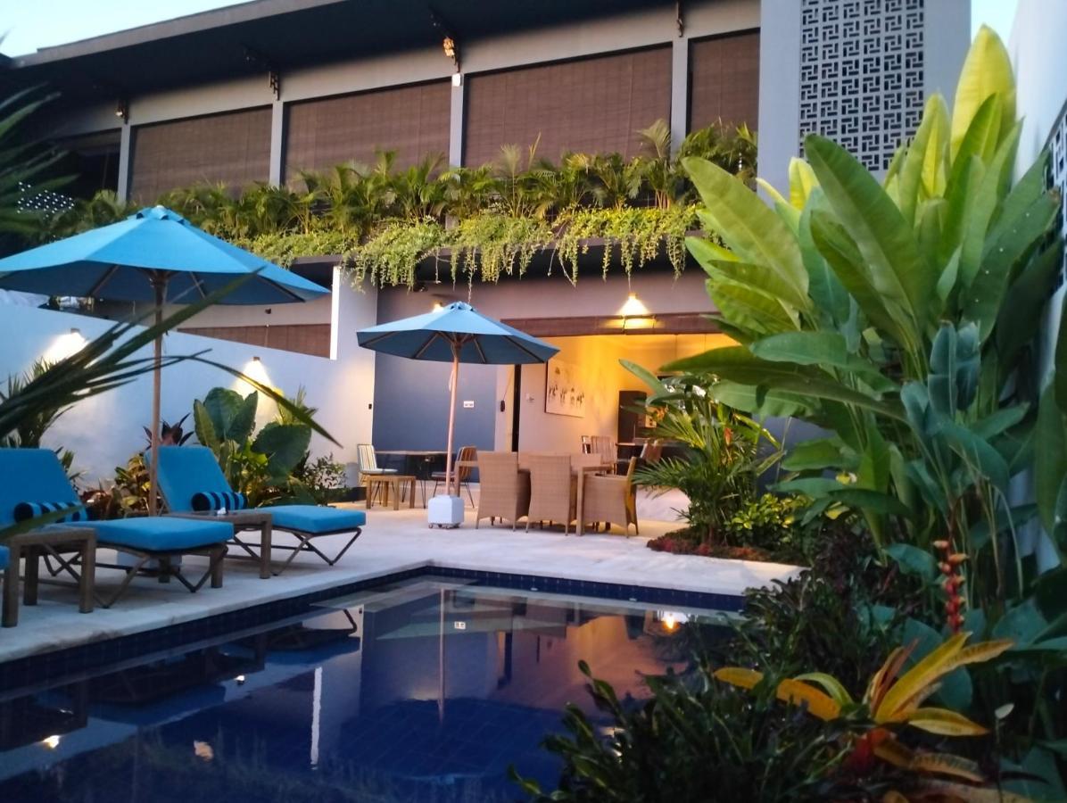 Villa Bintang Lovina Exteriör bild